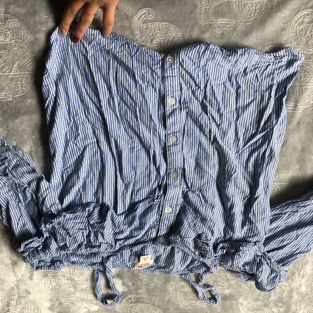Off the shoulder
